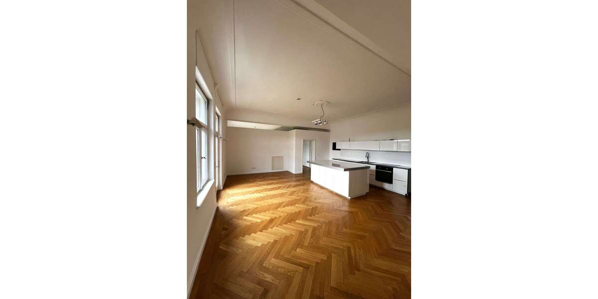 Etagenwohnung Sasbach - 3 Zimmer, 102 m&sup2;, 1.560&euro; | Angebot:26974746